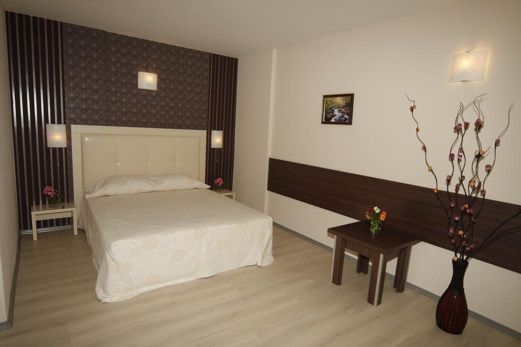 Relax Complex & 3* סאני ביץ'